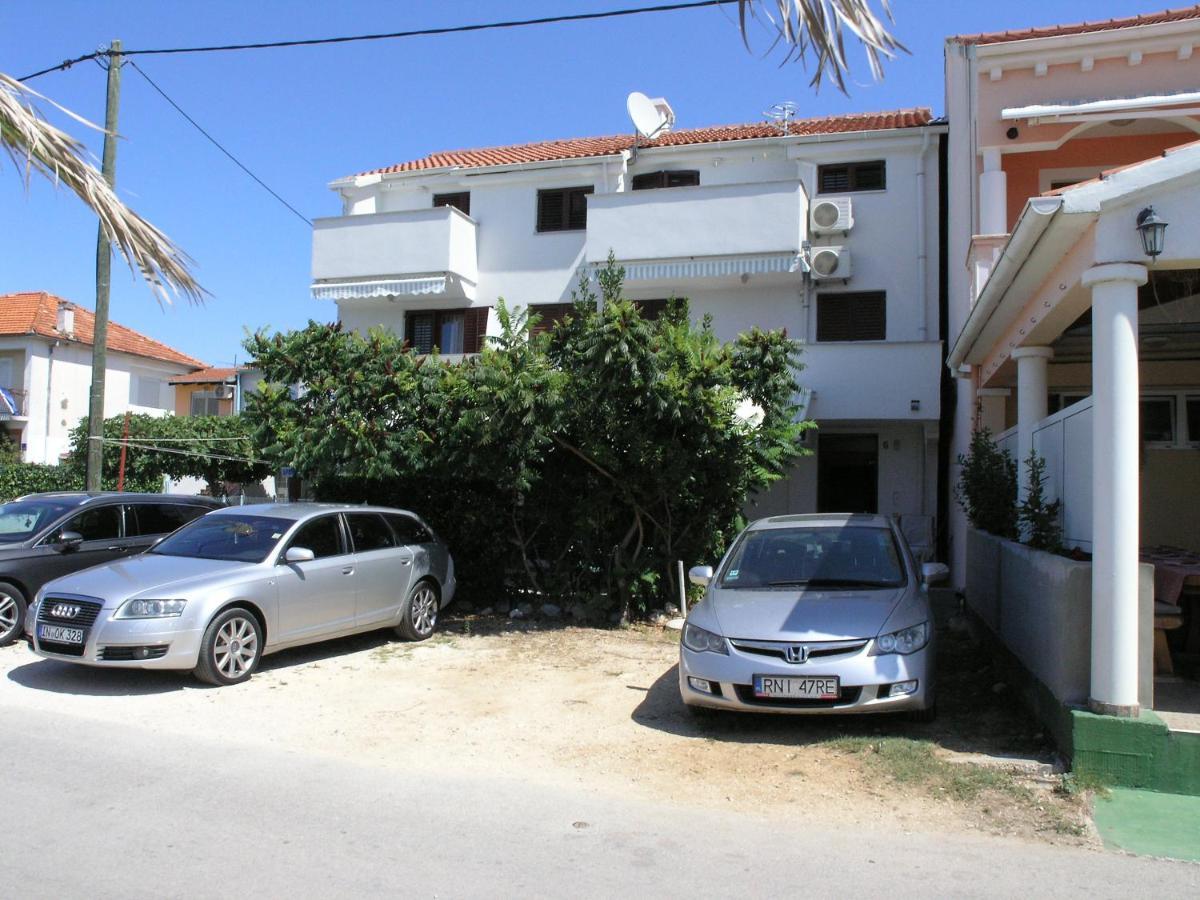 Vala Apartmani 비빈제 외부 사진