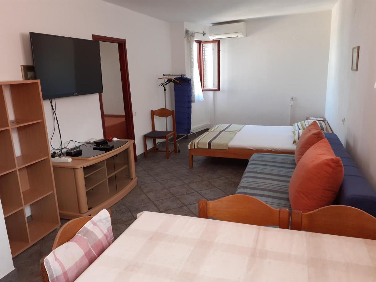 Vala Apartmani 비빈제 외부 사진